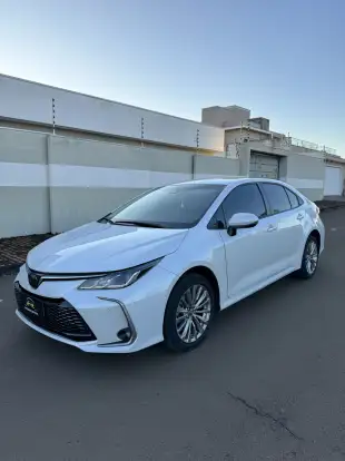 TOYOTA-COROLLA-2024