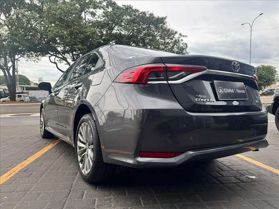 TOYOTA-COROLLA-2025