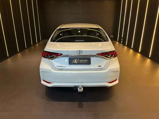 TOYOTA-COROLLA-2021