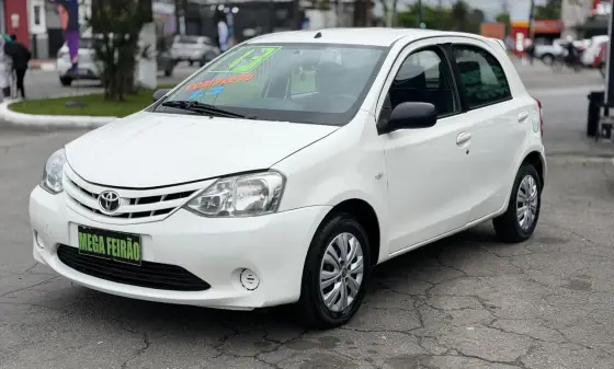 TOYOTA ETIOS 1.3 XS 16V FLEX 4P MANUAL