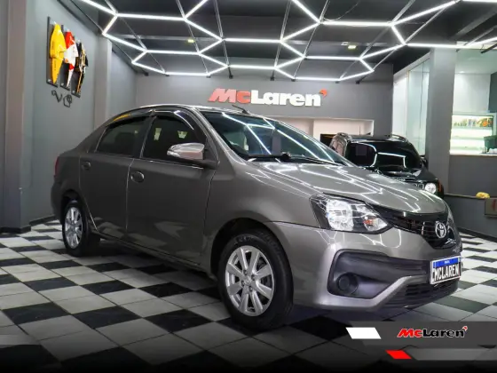 TOYOTA ETIOS 1.5 X PLUS SEDAN 16V FLEX 4P AUTOMÁTICO