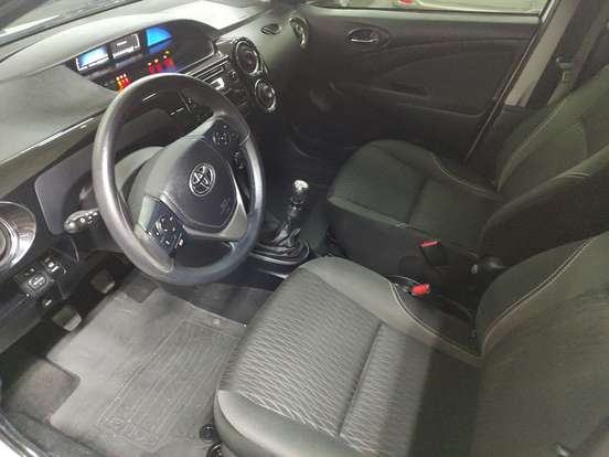TOYOTA-ETIOS-2018