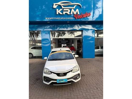 TOYOTA-ETIOS-1.5 PLATINUM SEDAN 16V FLEX 4P AUTOMÁTICO TOYOTA-ETIOS-2016