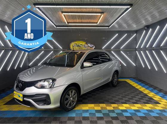 TOYOTA ETIOS 1.5 X PLUS SEDAN 16V FLEX 4P AUTOMÁTICO