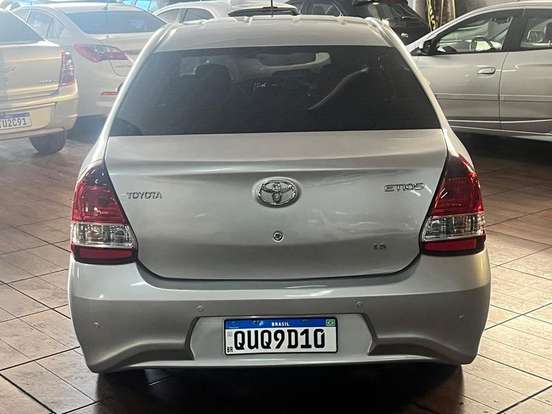 TOYOTA-ETIOS-1.5 X PLUS SEDAN 16V FLEX 4P AUTOMÁTICO TOYOTA-ETIOS-2019