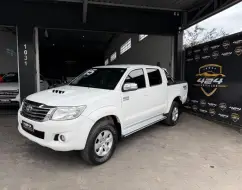 TOYOTA HILUX 2.7 SRV 4X4 CD 16V FLEX 4P AUTOMÁTICO TOYOTA HILUX 2.7 SRV 4X4 CD 16V FLEX 4P AUTOMÁTICO