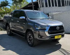 TOYOTA HILUX 2.8 D-4D TURBO DIESEL CD SRX 4X4 AUTOMÁTICO TOYOTA HILUX 2.8 D-4D TURBO DIESEL CD SRX 4X4 AUTOMÁTICO