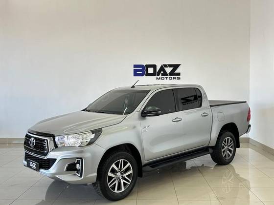 TOYOTA HILUX 2.7 SR 4X2 CD 16V FLEX 4P AUTOMÁTICO