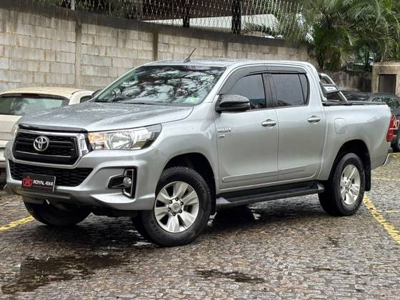 TOYOTA HILUX 2.7 SR 4X2 CD 16V FLEX 4P AUTOMÁTICO