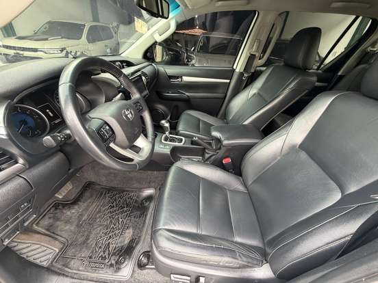 TOYOTA-HILUX-2.7 SRV 4X2 CD 16V FLEX 4P AUTOMÁTICO TOYOTA-HILUX-2018