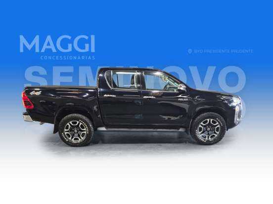 TOYOTA-HILUX-2.8 D-4D TURBO DIESEL CD GR-S 4X4 AUTOMÁTICO TOYOTA-HILUX-2021