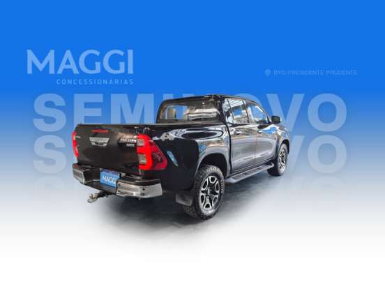 TOYOTA-HILUX-2.8 D-4D TURBO DIESEL CD GR-S 4X4 AUTOMÁTICO TOYOTA-HILUX-2021