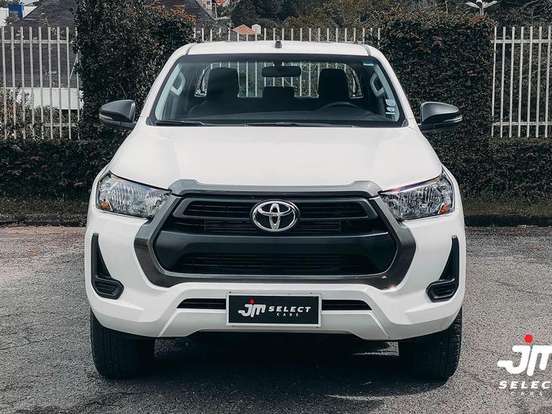 TOYOTA-HILUX-2.8 D-4D TURBO DIESEL CD POWER PACK 4X4 AUTOMÁTICO TOYOTA-HILUX-2024