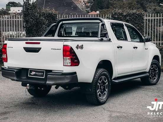 TOYOTA-HILUX-2.8 D-4D TURBO DIESEL CD POWER PACK 4X4 AUTOMÁTICO TOYOTA-HILUX-2024