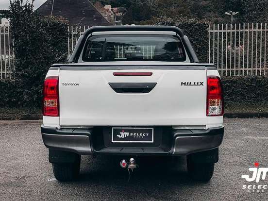 TOYOTA-HILUX-2.8 D-4D TURBO DIESEL CD POWER PACK 4X4 AUTOMÁTICO TOYOTA-HILUX-2024