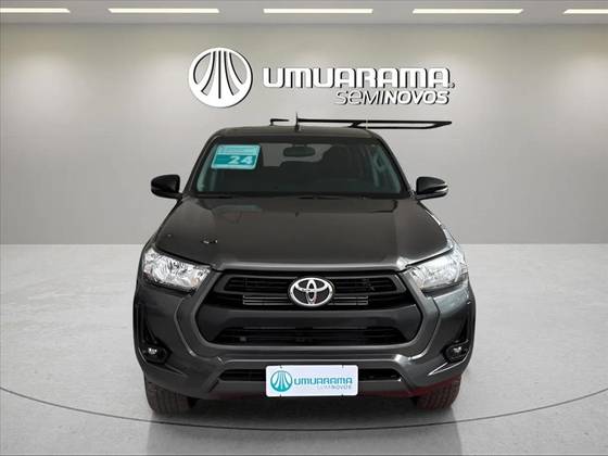 TOYOTA HILUX 2.8 D-4D TURBO DIESEL CD SR 4X4 AUTOMÁTICO