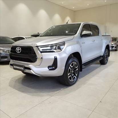 TOYOTA-HILUX-2025