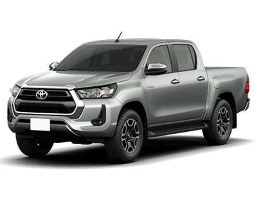 TOYOTA-HILUX-2.8 D-4D TURBO DIESEL CD SRV 4X4 AUTOMÁTICO TOYOTA-HILUX-2026