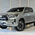 TOYOTA HILUX 2.8 D-4D TURBO DIESEL CD SRX 4X4 AUTOMÁTICO TOYOTA HILUX 2.8 D-4D TURBO DIESEL CD SRX 4X4 AUTOMÁTICO