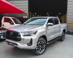 TOYOTA HILUX 2.8 D-4D TURBO DIESEL CD SRX 4X4 AUTOMÁTICO TOYOTA HILUX 2.8 D-4D TURBO DIESEL CD SRX 4X4 AUTOMÁTICO