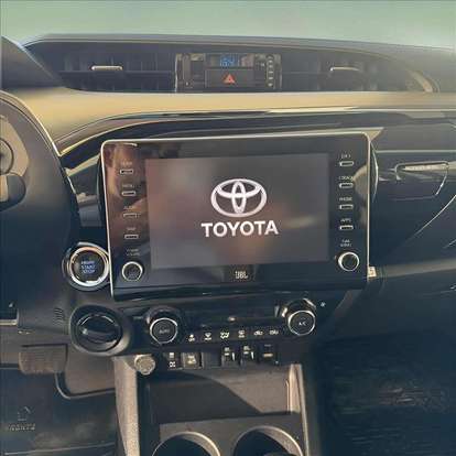 TOYOTA-HILUX-2020