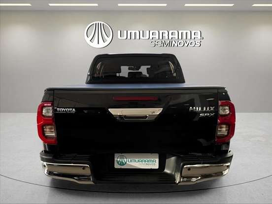 TOYOTA-HILUX-2.8 D-4D TURBO DIESEL CD SRX 4X4 AUTOMÁTICO TOYOTA-HILUX-2020