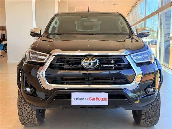TOYOTA-HILUX-2024