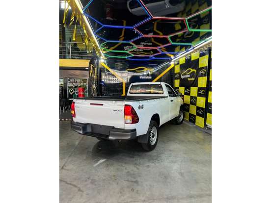 TOYOTA-HILUX-2.8 D-4D TURBO DIESEL CS 4X4 AUTOMÁTICO TOYOTA-HILUX-2026