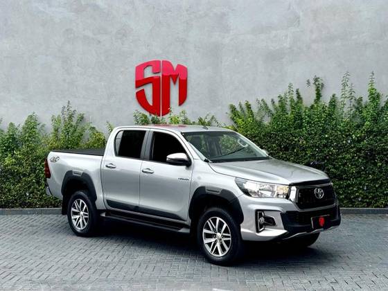 TOYOTA HILUX 2.8 SRV 4X4 CD 16V DIESEL 4P AUTOMÁTICO