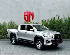 TOYOTA HILUX 2.8 SRV 4X4 CD 16V DIESEL 4P AUTOMÁTICO TOYOTA HILUX 2.8 SRV 4X4 CD 16V DIESEL 4P AUTOMÁTICO