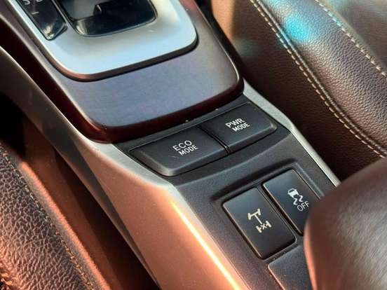 TOYOTA-HILUX-2.8 SRX 4X4 CD 16V DIESEL 4P AUTOMÁTICO TOYOTA-HILUX-2018