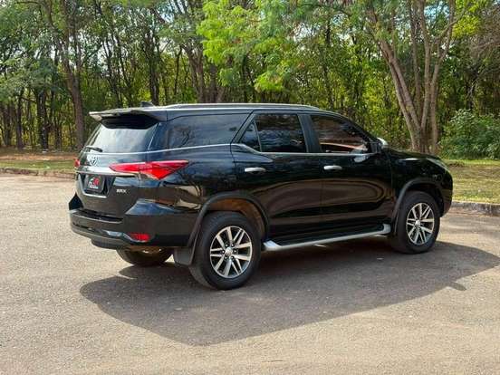 TOYOTA-HILUX-2.8 SRX 4X4 CD 16V DIESEL 4P AUTOMÁTICO TOYOTA-HILUX-2018
