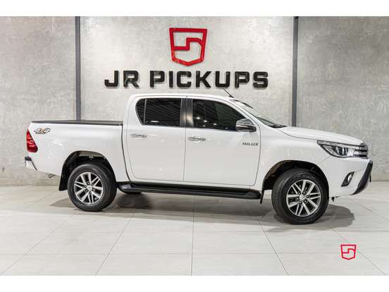 TOYOTA-HILUX-2.8 SRX 4X4 CD 16V DIESEL 4P AUTOMÁTICO TOYOTA-HILUX-2016