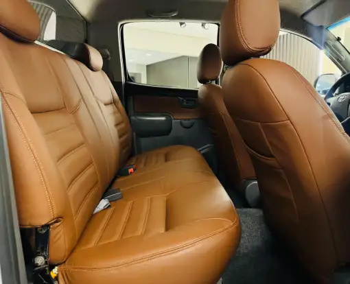 TOYOTA-HILUX-2014