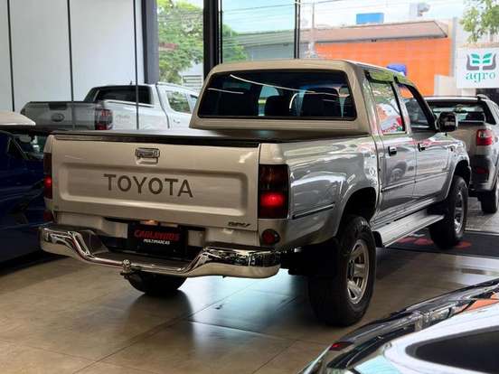 TOYOTA-HILUX-3.0 SRV 4X2 CD 8V DIESEL 4P MANUAL TOYOTA-HILUX-2004