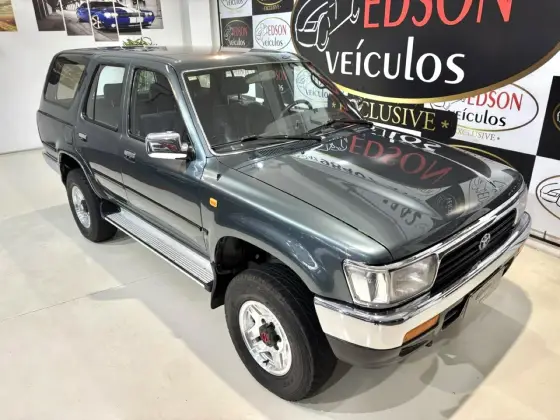 TOYOTA HILUX SW4 2.8 4X4 8V DIESEL 4P MANUAL