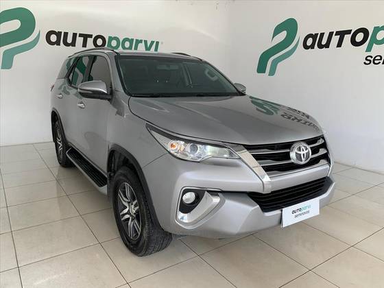 TOYOTA HILUX SW4 2.7 SRV 7 LUGARES 4X2 16V FLEX 4P AUTOMÁTICO