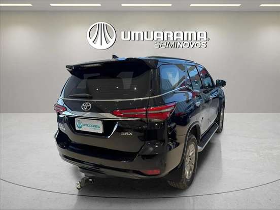 TOYOTA-HILUX SW4-2022