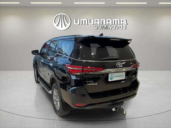 TOYOTA-HILUX SW4-2.8 D-4D TURBO DIESEL SRX 7L 4X4 AUTOMÁTICO TOYOTA-HILUX SW4-2022