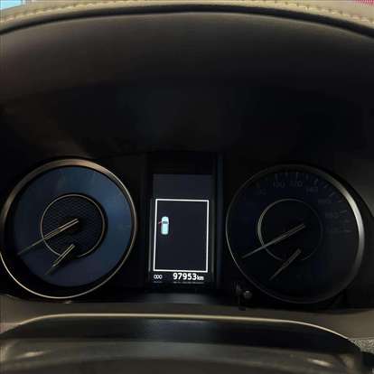 TOYOTA-HILUX SW4-2022
