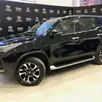 TOYOTA HILUX SW4 2.8 D-4D TURBO DIESEL SRX 7L 4X4 AUTOMÁTICO TOYOTA HILUX SW4 2.8 D-4D TURBO DIESEL SRX 7L 4X4 AUTOMÁTICO