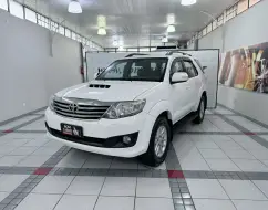 TOYOTA HILUX SW4 3.0 SRV 4X4 16V TURBO INTERCOOLER DIESEL 4P AUTOMÁTICO TOYOTA HILUX SW4 3.0 SRV 4X4 16V TURBO INTERCOOLER DIESEL 4P AUTOMÁTICO