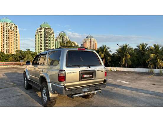 TOYOTA-HILUX SW4-2001