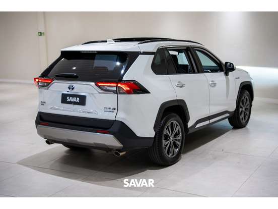 TOYOTA-RAV4-2023