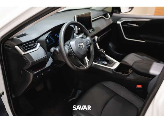 TOYOTA-RAV4-2023