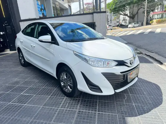 TOYOTA YARIS 1.5 16V FLEX SEDAN XL PLUS CONNECT MULTIDRIVE