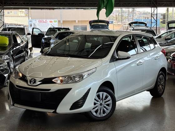 TOYOTA YARIS 1.3 16V FLEX XL LIVE MULTIDRIVE