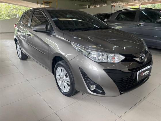 TOYOTA YARIS 1.3 16V FLEX XL PLUS TECH MULTIDRIVE