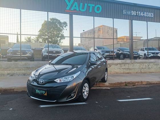 TOYOTA YARIS 1.5 16V FLEX SEDAN XL LIVE MULTIDRIVE