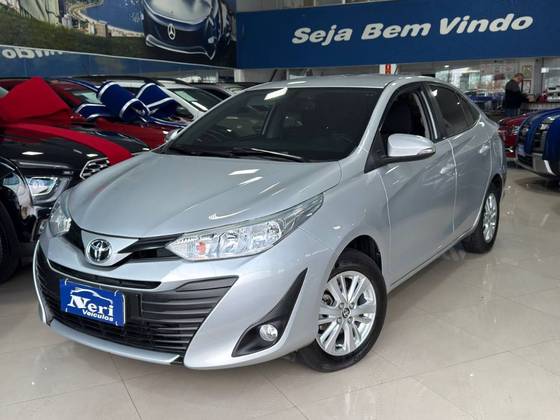 TOYOTA YARIS 1.5 16V FLEX SEDAN XL MULTIDRIVE